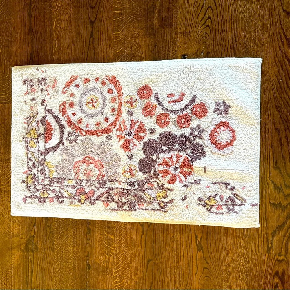 Tufted Jody Bath Mat